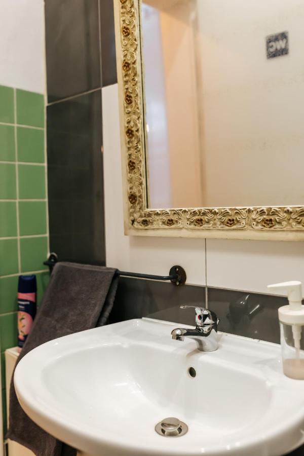 Guest house Romantic Downtown